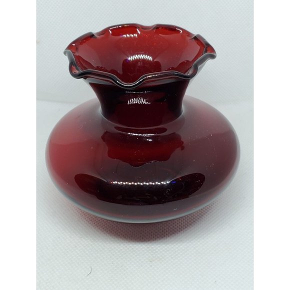 Vintage Royal Ruby Ruffle Burgundy Bud Vase Home Decor Shelf Sitter - Picture 6 of 12